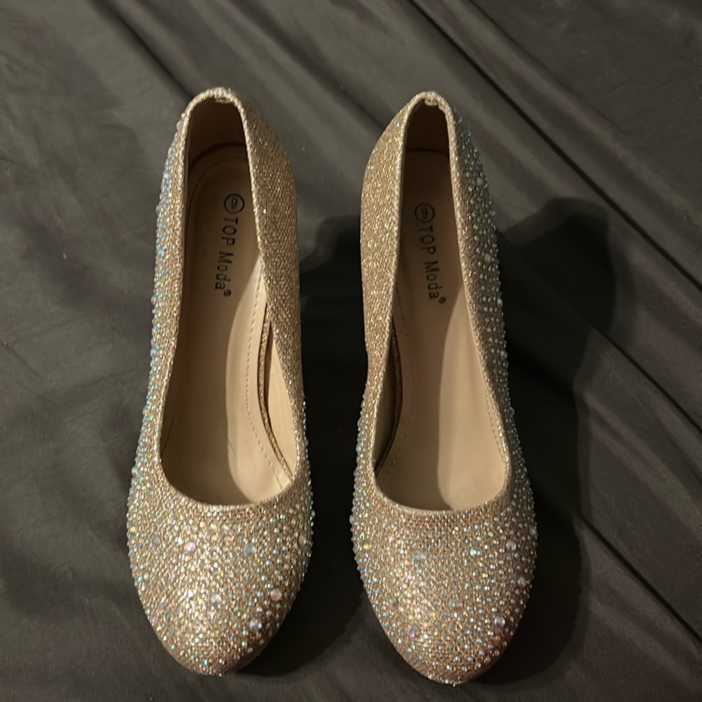 Women’s glitter heels